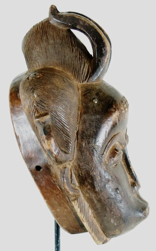 Baule Mblo Portrait Mask