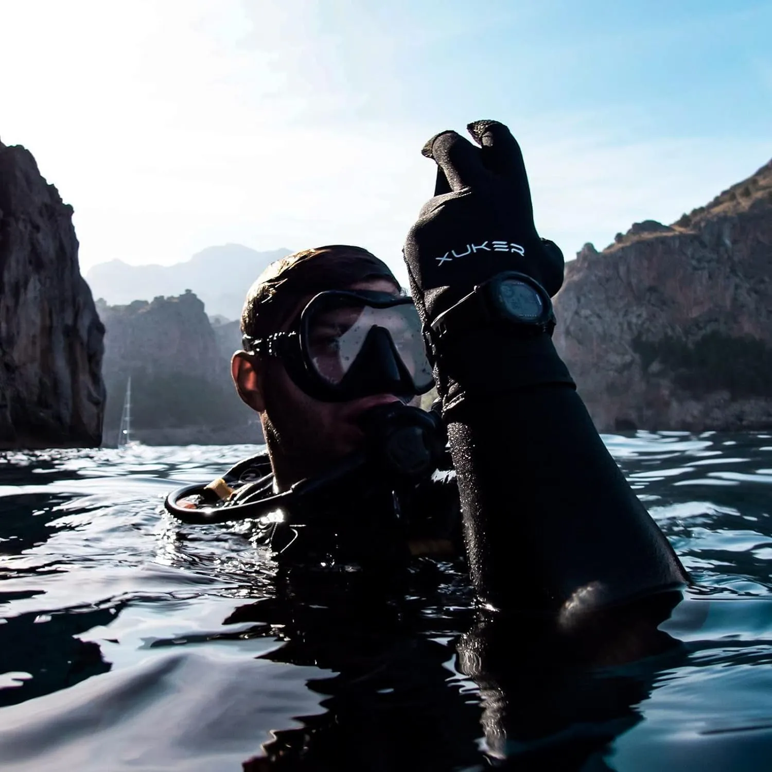 XUKER Water Gloves, 3mm & 5mm Neoprene Five Finger Warm Wetsuit Winter Gloves for Scuba Diving Snorkeling Surfing